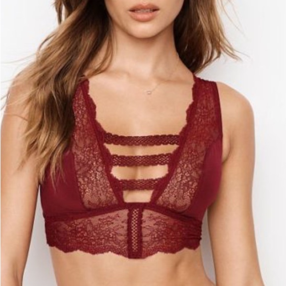 Victoria's Secret Chantilly Lace Plunge Bralette